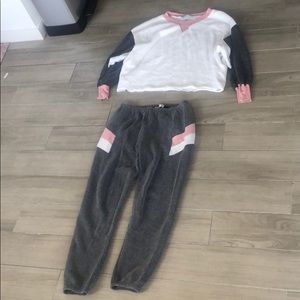 Wildfox Sweater and jogger / pajama set